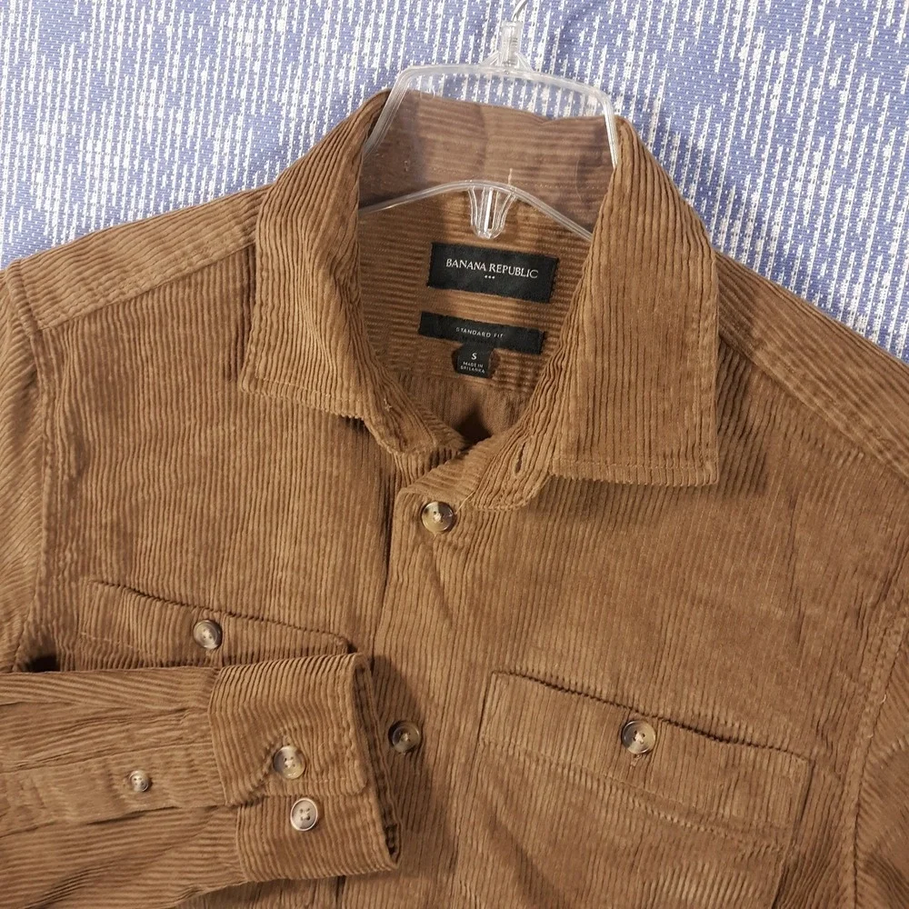 Banana Republic Corduroy Shirt Mens Small Brown Button Up Long Sleeve Pockets